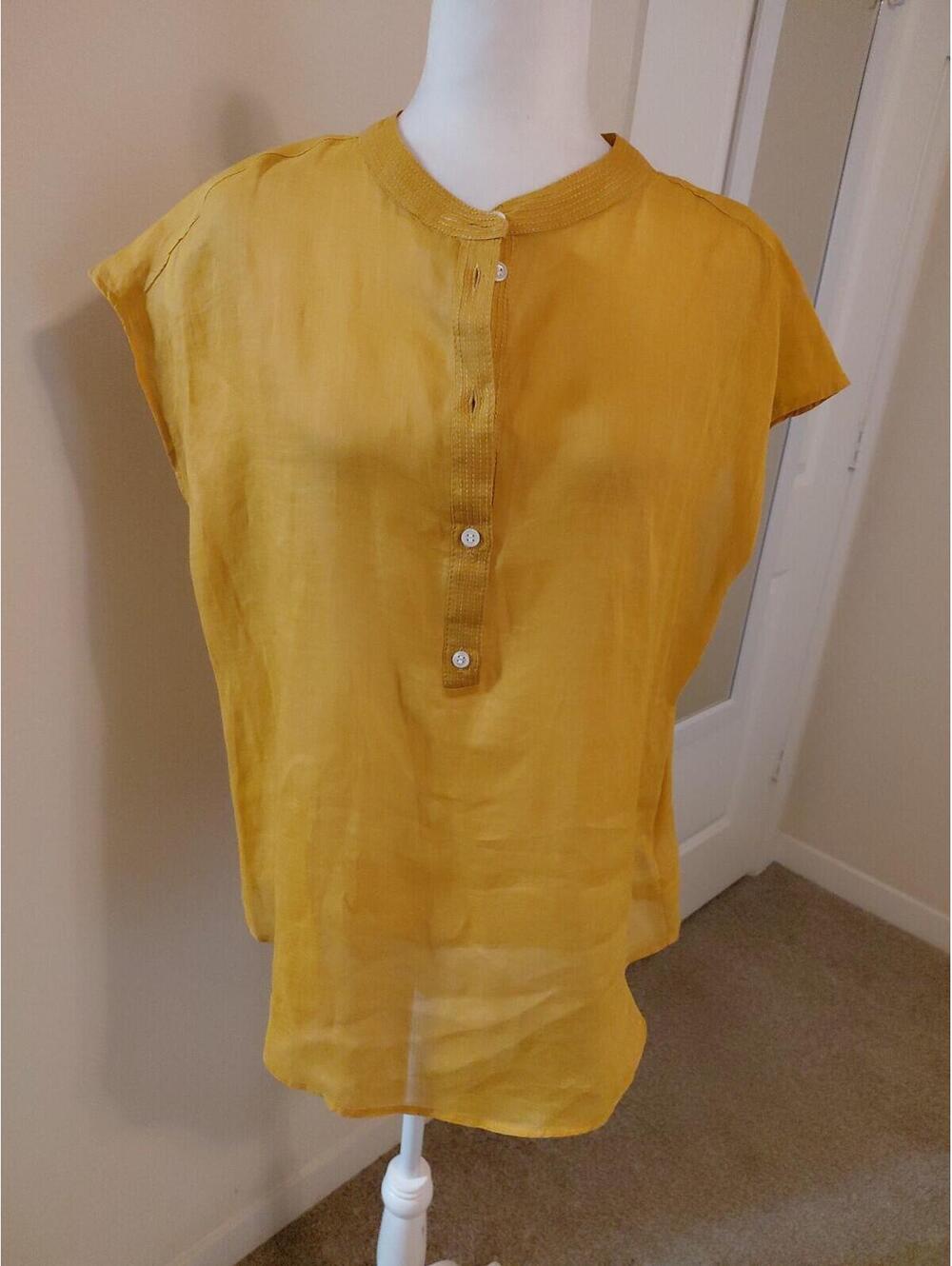 Banana Republic Ramie Top Mustard Size L EUC